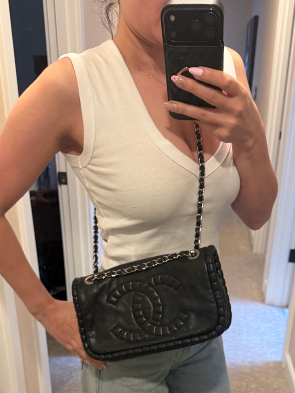 CHANEL Black Quilted Lambskin Flap Bag with Chain Strap CC logo - Picture 14 of 17
